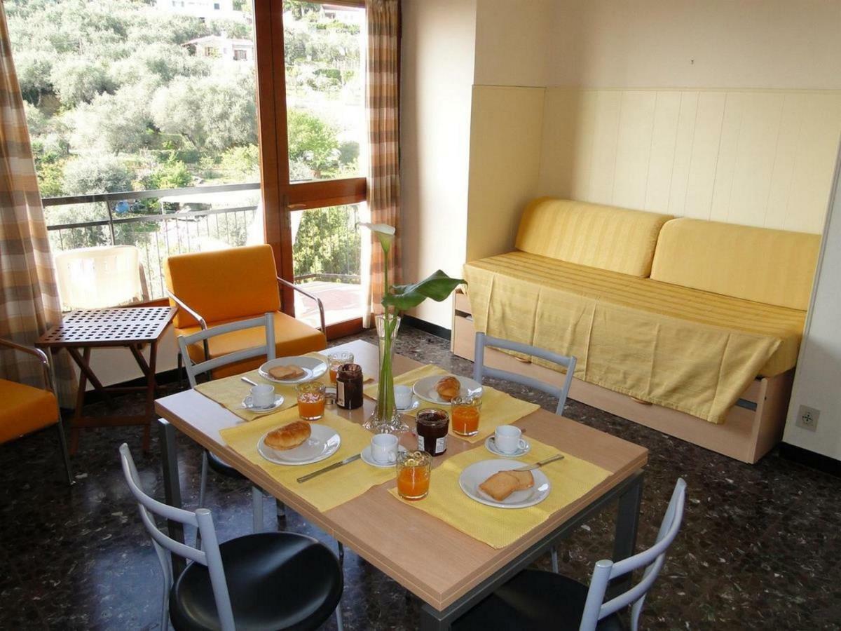 Residence La Carruba Diano Marina Eksteriør bilde